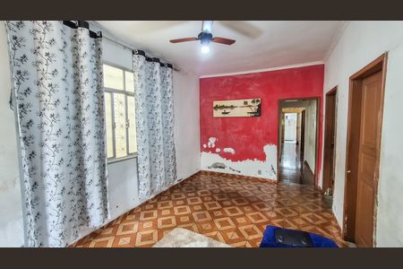 Sala de casa à venda com 3 quartos, 200m² em Irajá, Rio de Janeiro
