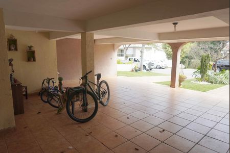 Garagem de casa de condomínio à venda com 2 quartos, 270m² em Alphaville, Santana de Parnaíba