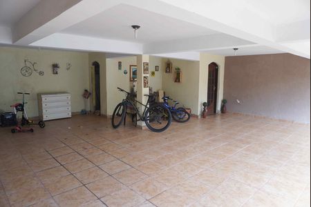 Garagem de casa de condomínio à venda com 2 quartos, 270m² em Alphaville, Santana de Parnaíba