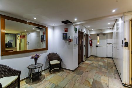 Apartamento à venda com 50m², 1 quarto e 1 vaga Apartamento à venda com 50m², 1 quarto e 1 vagaHall