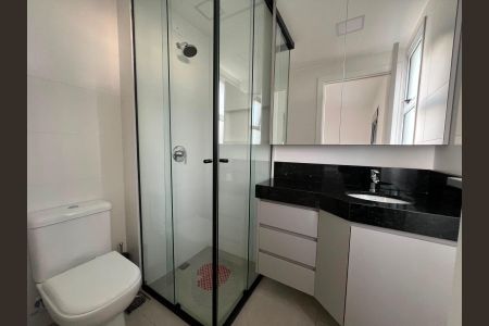 Banheiro de apartamento à venda com 1 quarto, 40m² em Barro Preto, Belo Horizonte