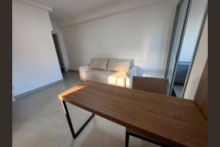 Sala de apartamento à venda com 1 quarto, 40m² em Barro Preto, Belo Horizonte