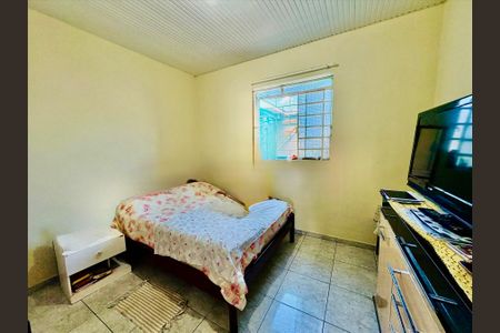 Quarto de casa à venda com 3 quartos, 140m² em Santo Andre, Belo Horizonte