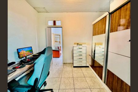 Quarto 2 de casa à venda com 3 quartos, 140m² em Santo Andre, Belo Horizonte