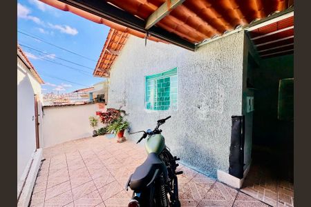 Área comum de casa à venda com 3 quartos, 140m² em Santo Andre, Belo Horizonte