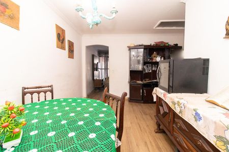 Casa para alugar com 90m², 4 quartos e 2 vagas Casa para alugar com 90m², 4 quartos e 2 vagasSala de Jantar