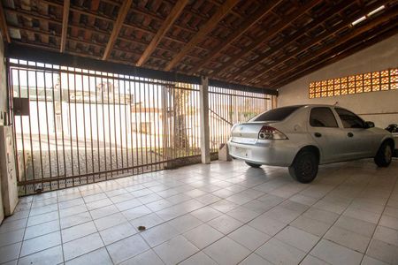 Garagem de casa à venda com 4 quartos, 90m² em Bairro Alto, Curitiba