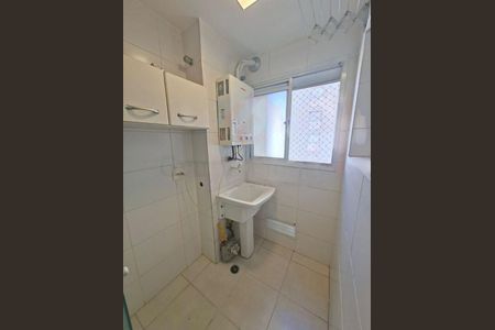 Apartamento à venda com 2 quartos, 70m² em Jardim Maria Rosa, Taboão da Serra