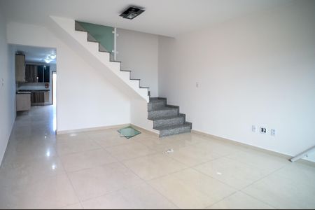 Casa para alugar com 3 quartos, 125m² em Vila Moraes, São Paulo