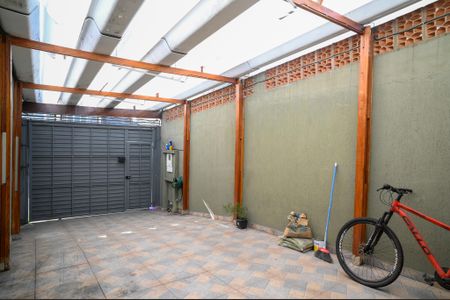 Garagem de casa para alugar com 3 quartos, 125m² em Vila Moraes, São Paulo