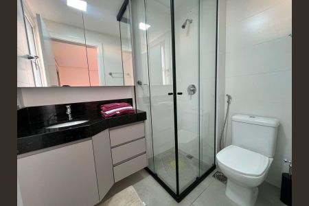 Banheiro de apartamento à venda com 1 quarto, 40m² em Barro Preto, Belo Horizonte