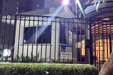 placa de apartamento para alugar com 2 quartos, 64m² em Campo Limpo, São Paulo