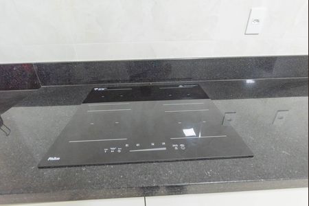 Casa à venda com 200m², 4 quartos e 4 vagas Casa à venda com 200m², 4 quartos e 4 vagasCozinha