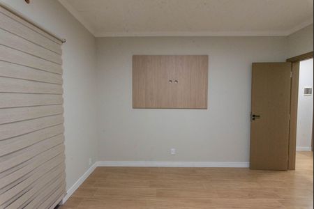 Casa à venda com 200m², 4 quartos e 4 vagas Casa à venda com 200m², 4 quartos e 4 vagasQuarto 1