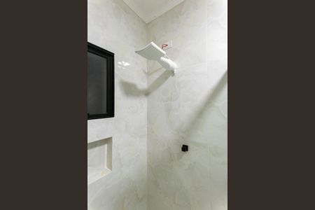 Casa à venda com 200m², 4 quartos e 4 vagas Casa à venda com 200m², 4 quartos e 4 vagasBanheiro