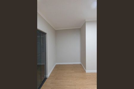 Casa à venda com 200m², 4 quartos e 4 vagas Casa à venda com 200m², 4 quartos e 4 vagasQuarto 2