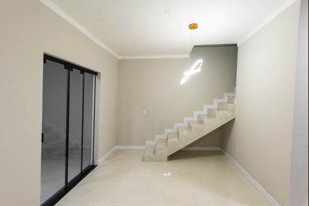 Casa à venda com 200m², 4 quartos e 4 vagas