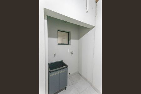 Casa à venda com 200m², 4 quartos e 4 vagas Casa à venda com 200m², 4 quartos e 4 vagasÁrea de Serviço