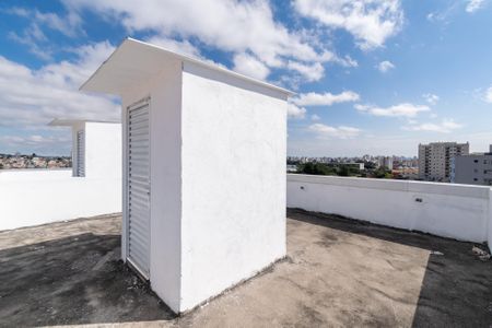 Apartamento à venda com 35m², 1 quarto e sem vaga Apartamento à venda com 35m², 1 quarto e sem vagaTerraço