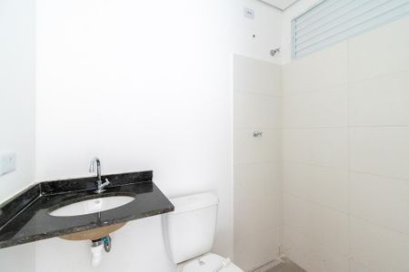 Banheiro de apartamento à venda com 1 quarto, 37m² em Vila do Encontro, São Paulo
