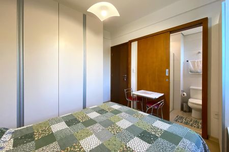 Apartamento à venda com 124m², 4 quartos e 3 vagasSuite 2