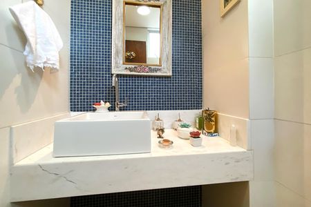 Apartamento à venda com 124m², 4 quartos e 3 vagasLavabo da Sala