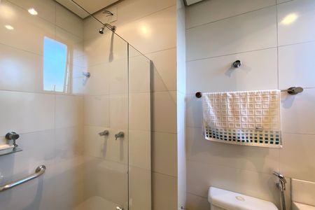 Banheiro da Suíte 2 de apartamento à venda com 4 quartos, 124m² em Buritis, Belo Horizonte