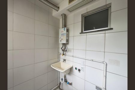 Área de serviço de apartamento para alugar com 2 quartos, 45m² em Taquara, Rio de Janeiro