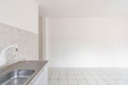 Cozinha de apartamento para alugar com 2 quartos, 51m² em Guajuviras, Canoas