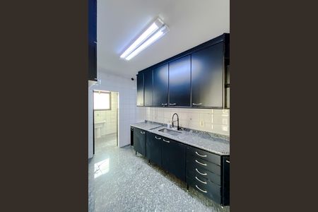Cozinha de apartamento para alugar com 3 quartos, 98m² em Água Rasa, São Paulo