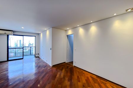 Apartamento para alugar com 3 quartos, 98m² em Água Rasa, São Paulo