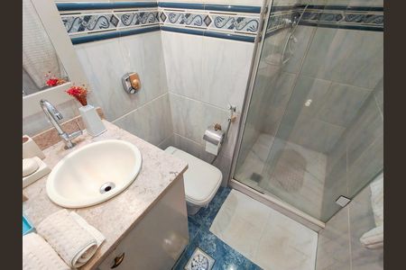 Apartamento à venda com 50m², 2 quartos e sem vaga Apartamento à venda com 50m², 2 quartos e sem vagaBanheiro Corredor