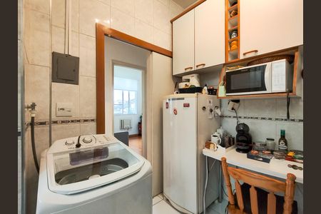 Apartamento à venda com 50m², 2 quartos e sem vaga Apartamento à venda com 50m², 2 quartos e sem vagaCozinha e Área de Serviço