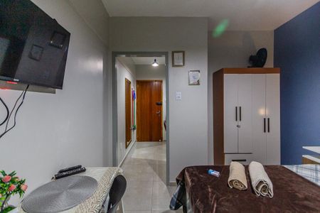 Sala/Quarto de kitnet/studio à venda com 1 quarto, 21m² em Centro Histórico, Porto Alegre