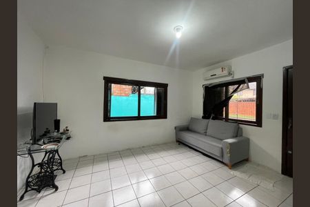 Casa à venda com 2 quartos, 76m² em Vicentina, São Leopoldo