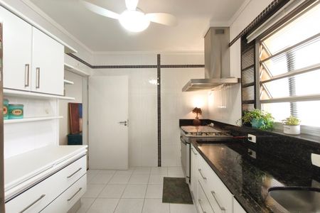 Apartamento à venda com 159m², 4 quartos e 1 vaga Apartamento à venda com 159m², 4 quartos e 1 vagaCozinha