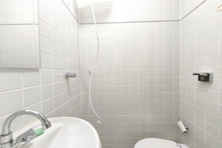 Apartamento à venda com 159m², 4 quartos e 1 vaga Apartamento à venda com 159m², 4 quartos e 1 vagaBanheiro de serviço