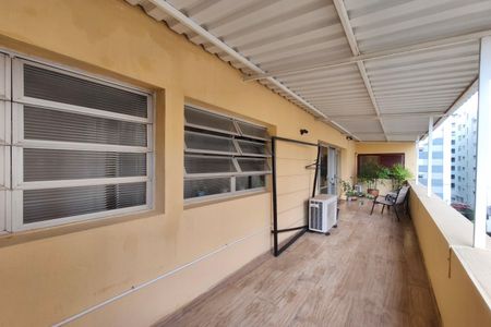 Apartamento à venda com 159m², 4 quartos e 1 vaga Apartamento à venda com 159m², 4 quartos e 1 vagaVaranda da Sala