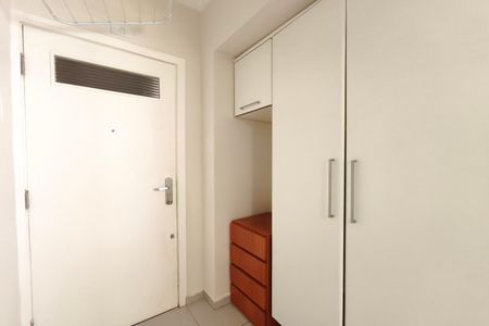 Apartamento à venda com 159m², 4 quartos e 1 vaga Apartamento à venda com 159m², 4 quartos e 1 vagaQuarto de Serviço