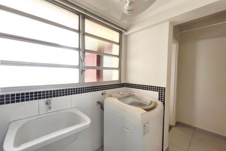 Apartamento à venda com 159m², 4 quartos e 1 vaga Apartamento à venda com 159m², 4 quartos e 1 vagaÁrea de Serviço