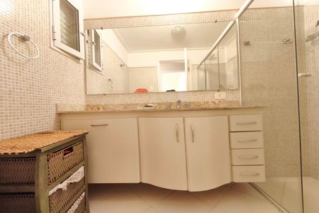 Apartamento à venda com 159m², 4 quartos e 1 vaga Apartamento à venda com 159m², 4 quartos e 1 vagaBanheiro