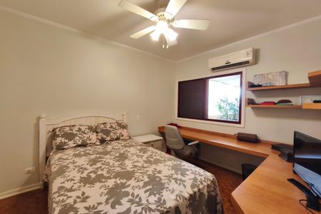 Apartamento à venda com 159m², 4 quartos e 1 vaga Apartamento à venda com 159m², 4 quartos e 1 vagaQuarto 1