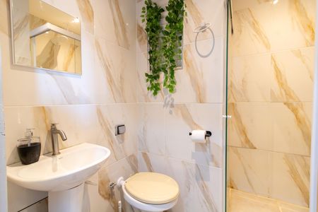 Studio à venda com 17m², 1 quarto e sem vaga Studio à venda com 17m², 1 quarto e sem vagaBanheiro