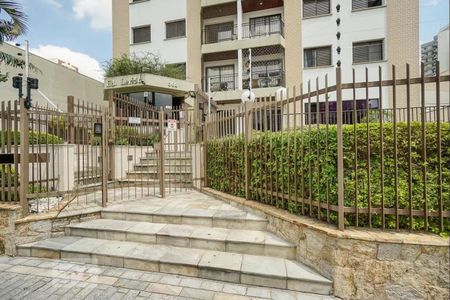 Apartamento à venda com 86m², 3 quartos e 1 vaga Apartamento à venda com 86m², 3 quartos e 1 vagaFachada