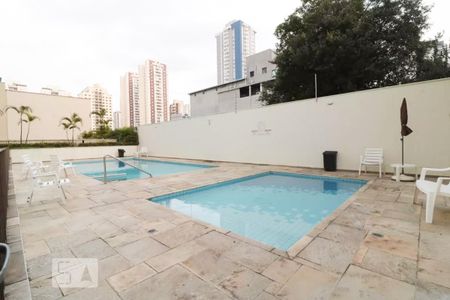 Apartamento à venda com 86m², 3 quartos e 1 vaga Apartamento à venda com 86m², 3 quartos e 1 vagaÁrea comum - Piscina