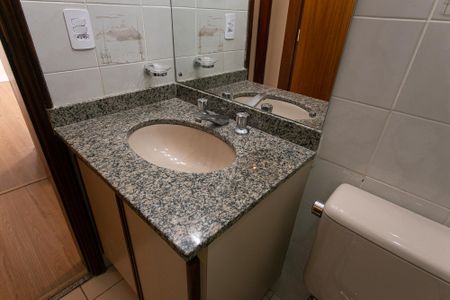 Apartamento à venda com 86m², 3 quartos e 1 vaga Apartamento à venda com 86m², 3 quartos e 1 vagaBanheiro Social