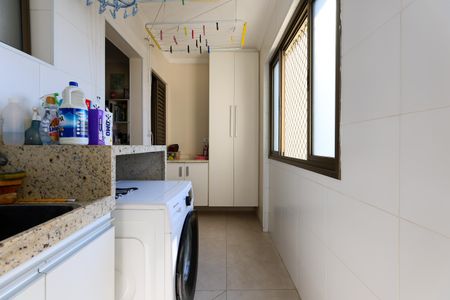 Área de Serviço de apartamento à venda com 4 quartos, 119m² em Chácara Agrindus, Taboão da Serra