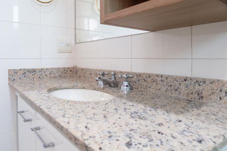 Apartamento para alugar com 153m², 3 quartos e 3 vagasBanheiro da Suíte 2