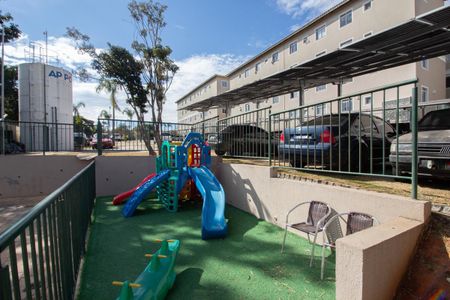 Apartamento à venda com 46m², 2 quartos e 1 vaga Apartamento à venda com 46m², 2 quartos e 1 vagaÁrea comum - Playground