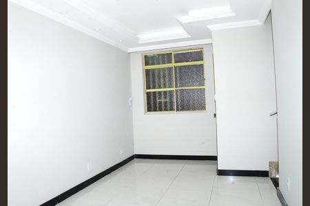 Sala de casa para alugar com 2 quartos, 68m² em Nazare, Belo Horizonte